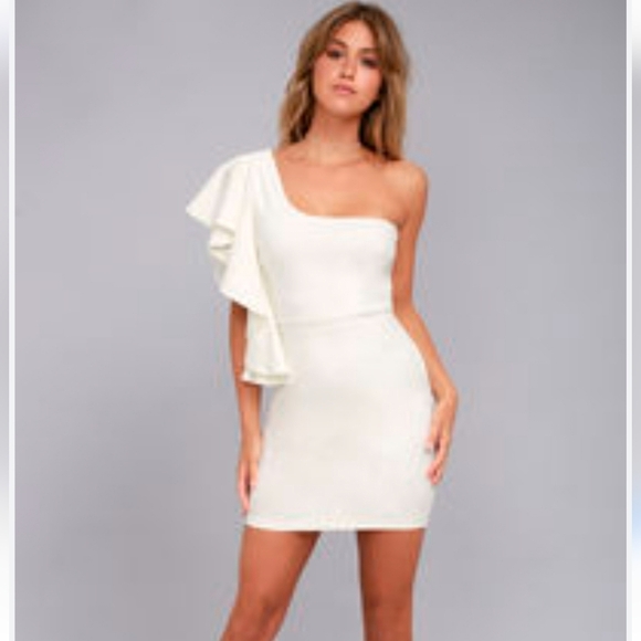 LULU'S Live my Life White One-Shoulder Bodycon Dress In White. Size Small NWT - Picture 6 of 16